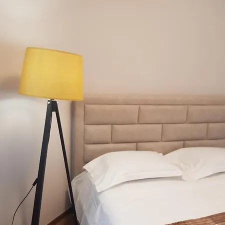 Pensión Veranda Rooms
