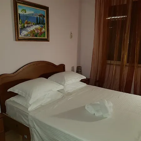 Pensión Veranda Rooms 4*