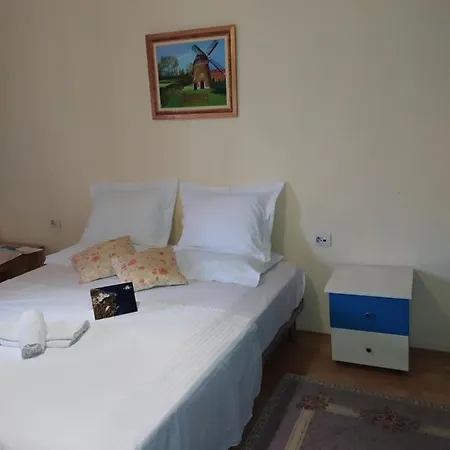 Pensión Veranda Rooms 4*